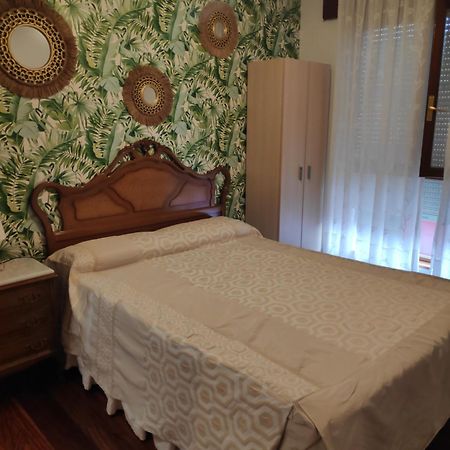 Pension Casa Leon Santoña Kamer foto